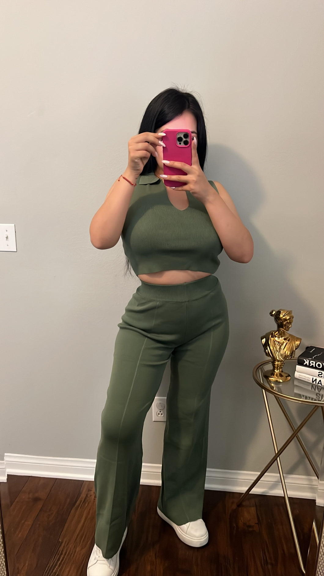 Kiana Olive Set